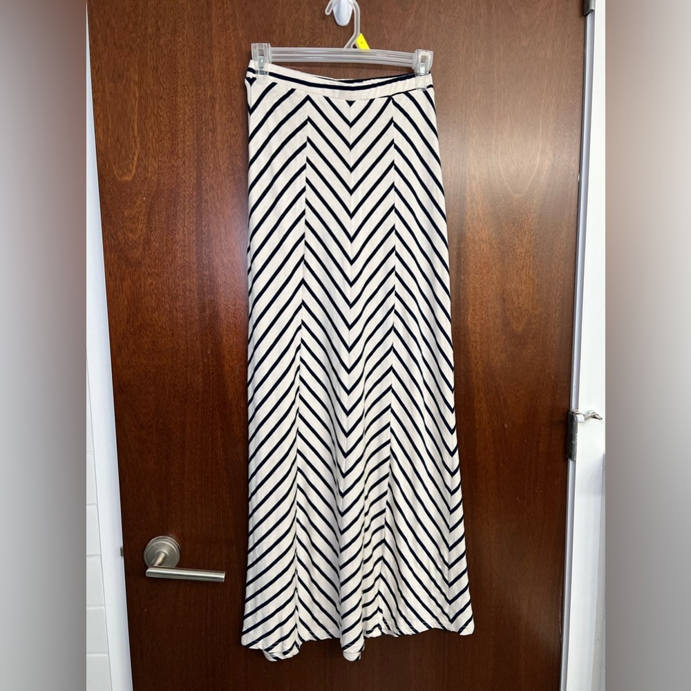 Skies Are Blue Navy Cream Herringbone Maxi Skirt Size XS